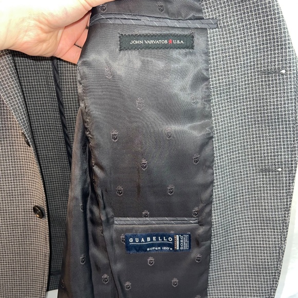 John Varvatos Star - Canadian Made Grey Blazer - 40S - 100% Wool - 80% OFF SALE! - Picture 4 of 7